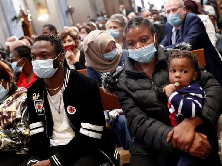 Per i profughi di altre fedi il Papa un ponte che unisce