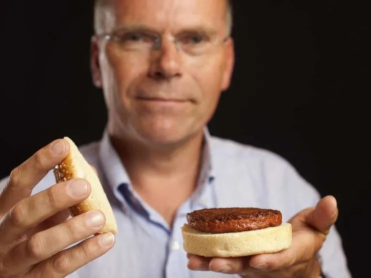 Carne sintetica: economica e "green". Ma è anche etica?