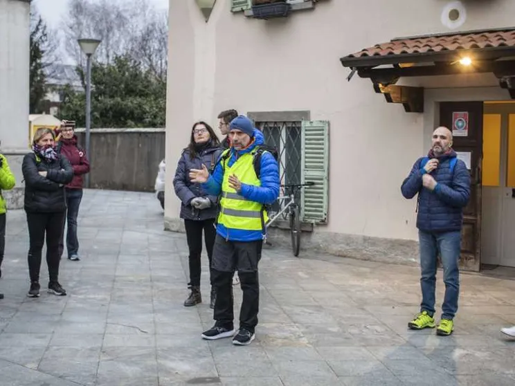 La diocesi rimuove dall’incarico il prete no-vax