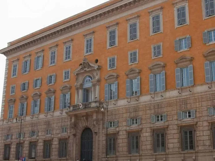 La Congregazione per la Dottrina della fede si fa in due (sezioni)