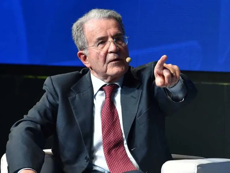 Prodi: Così la ripresa si ferma, è un danno per tutti