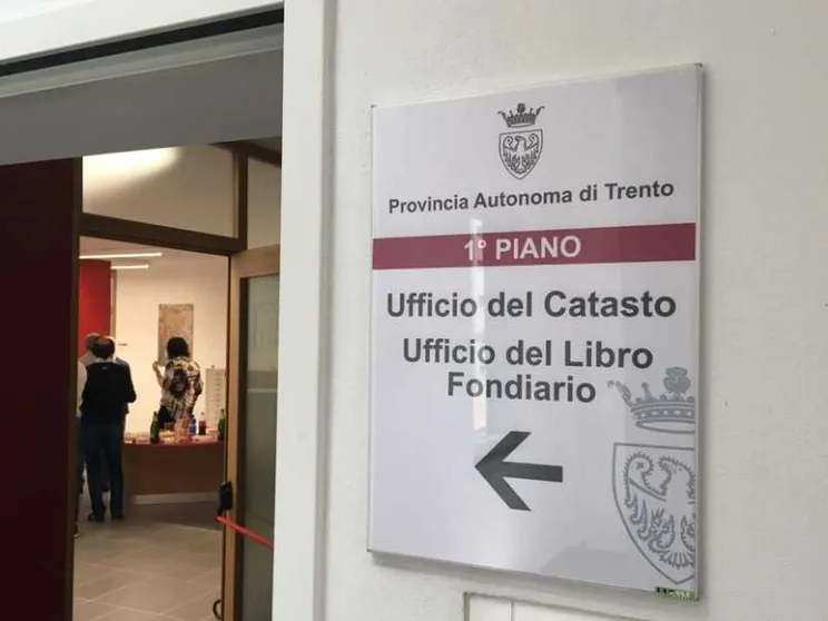 Catasto, crisi sfiorata. Draghi spiega a cosa serve: non comporta nuove tasse