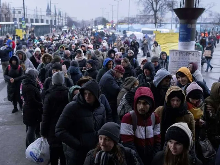 Terminati i colloqui Kiev-Mosca. «Spiraglio sui corridoi umanitari»