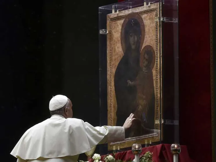 Papa Francesco consacra Russia e Ucraina al Cuore Immacolato di Maria