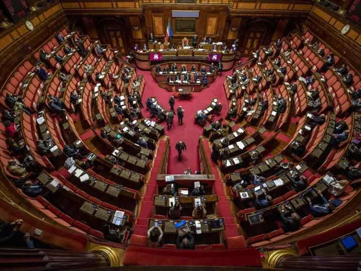 Vendita d'armi senza Iva, alt del Senato