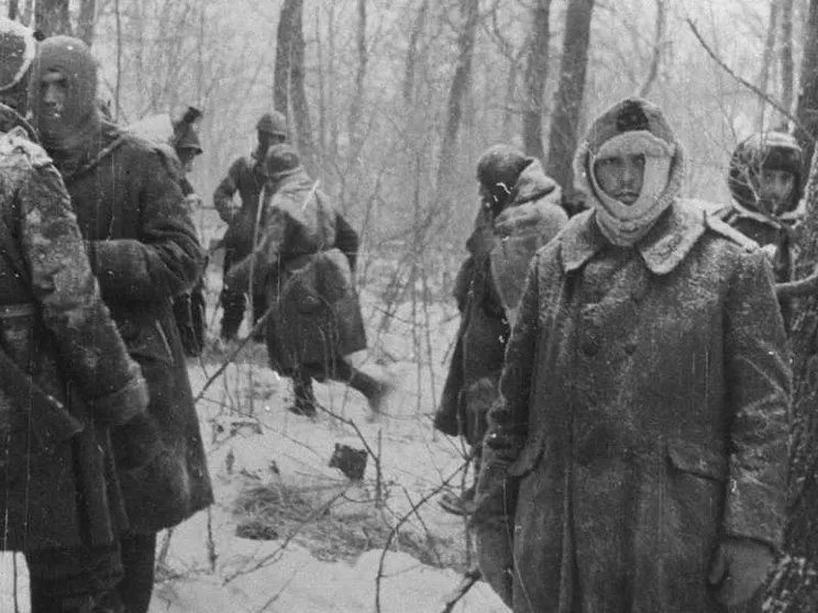 La Giornata degli Alpini diventa un caso. Gli storici: «Data sbagliata»