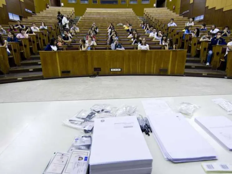 La laurea è a un passo ma gli chiedono di ricominciare dalle superiori