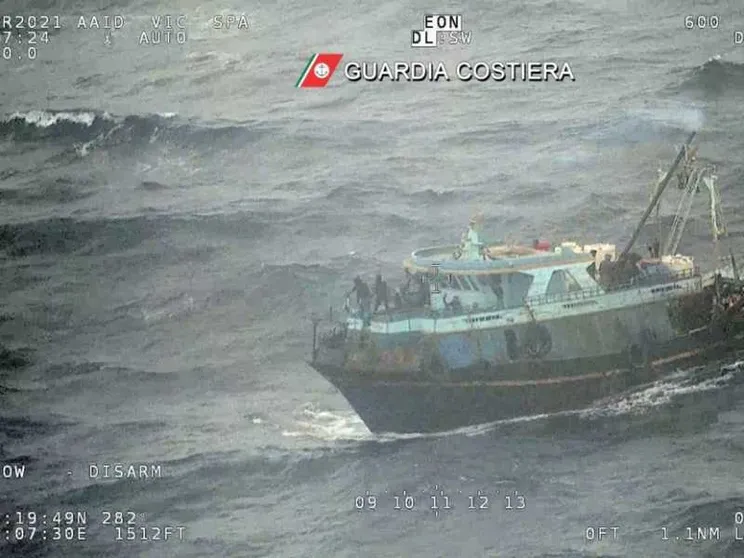 500 migranti approdati a Roccella Jonica in 24 ore, il 50% sono afghani