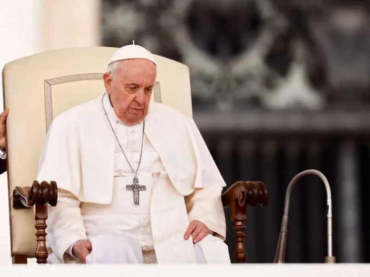 Il Papa: affidiamo a Maria la pace in Europa e nel mondo