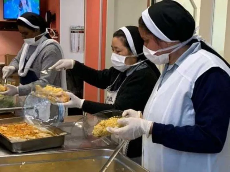 Tanti i gesti della solidarietà concreta della Chiesa
