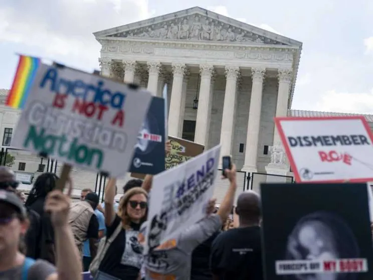Aborto Usa, la sentenza «divide» anche in Italia: Pd e ministre insorgono