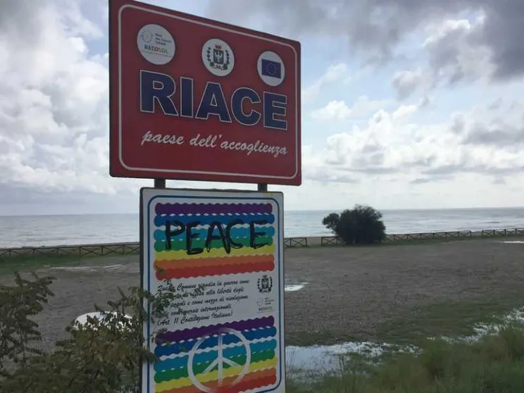 Un appello per Mimmo Lucano: il Modello Riace vive, sosteniamolo insieme