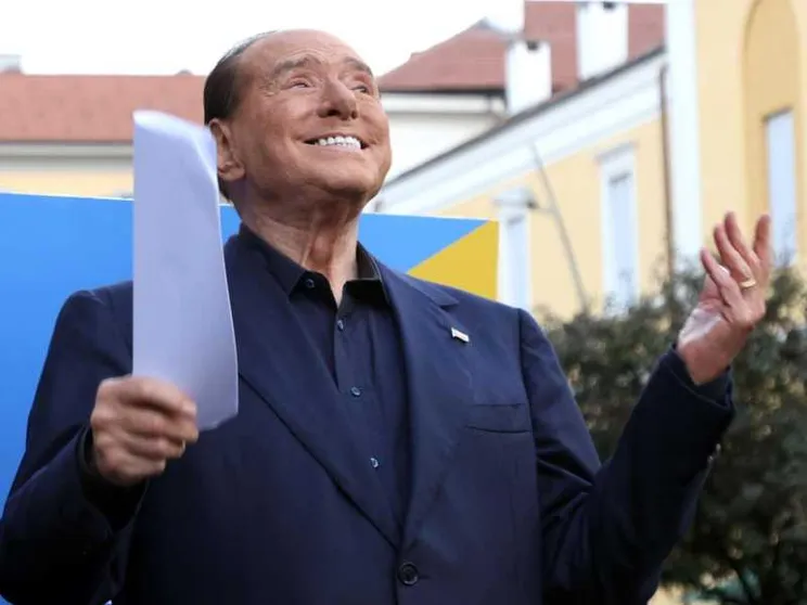 Berlusconi garantisce: «Il centrodestra è leale all'Unione Europea»