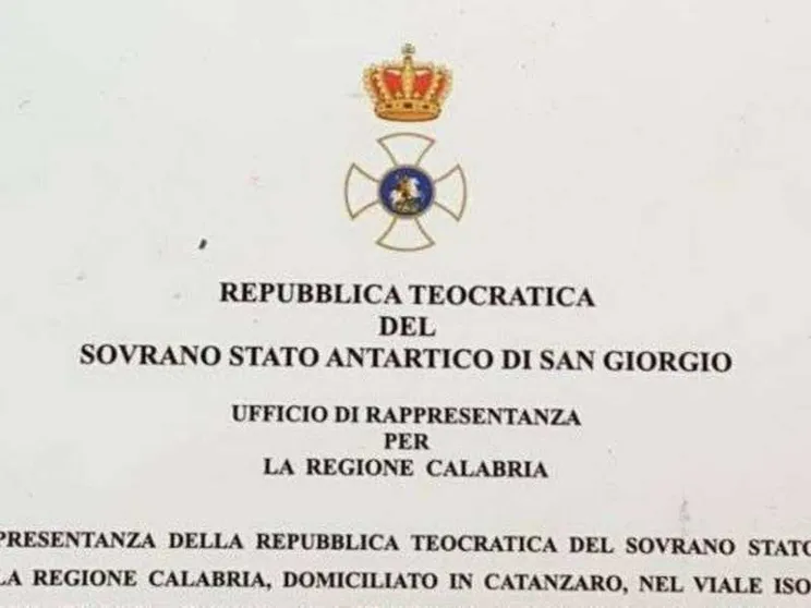 La truffa dello “Stato teocratico Antartico” (che non esiste)