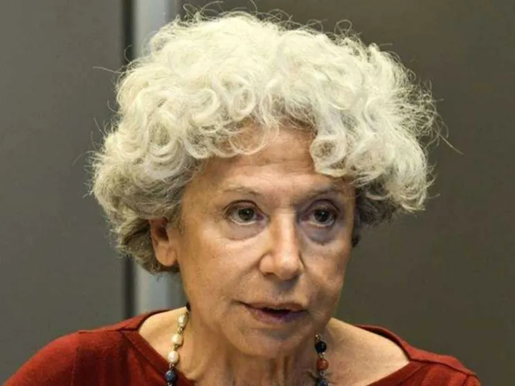 Essere una donna non un insignificante accidente