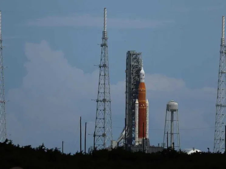 Problema ai motori, rinviato il lancio di Artemis-1
