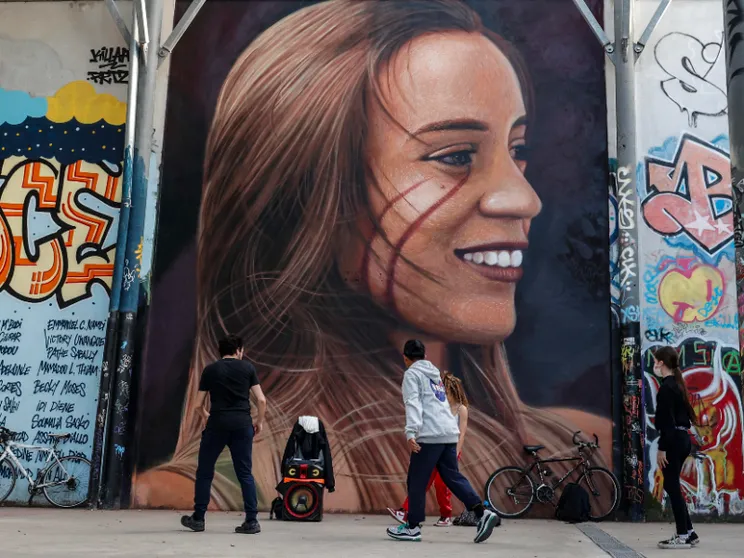 Patteggiamento per la morte di Luana, due anni ai titolari della ditta