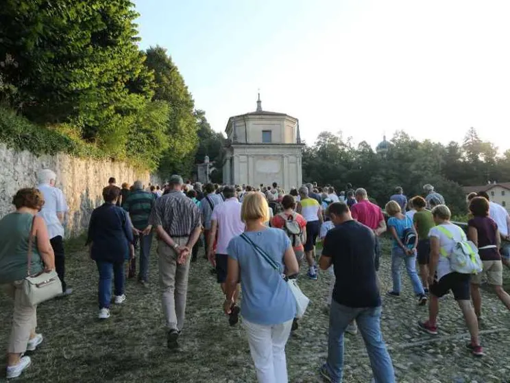 Il grande valore della pietà popolare, «esperienza di un popolo che cammina»