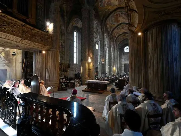Papa Francesco ad Asti: no al contagio letale dell'indifferenza