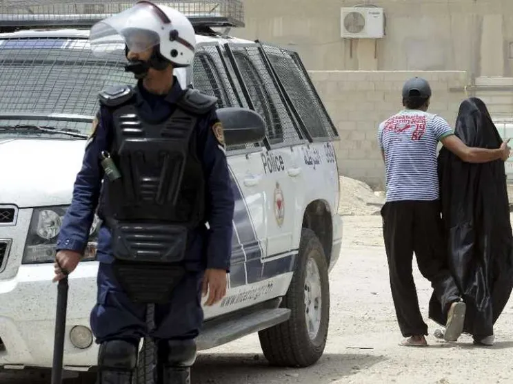 Il Bahrein elegge più donne al Parlamento, ma reprime le opposizioni