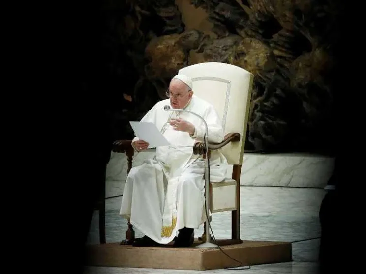 Il Papa: oggi la guerra in Ucraina, ieri la Shoah. «La storia si ripete»
