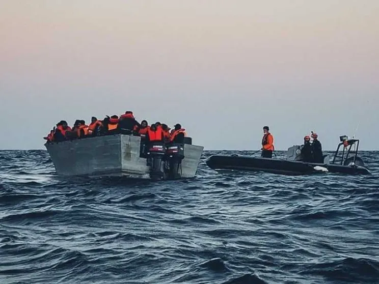 La strategia anti-salvataggi è già in vigore. Occhi chiusi sulla Libia