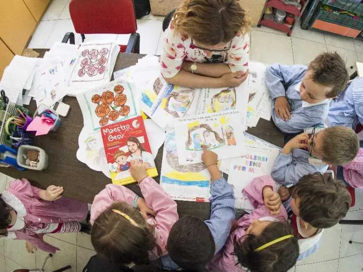 L'84% degli studenti sceglie l'ora di Religione. La Cei: crescita integrale