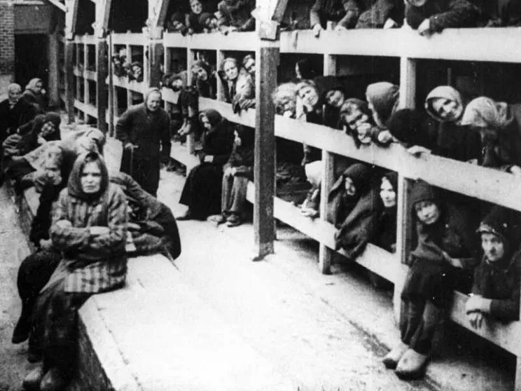 Il silenzio tragico dei sopravvissuti al lager
