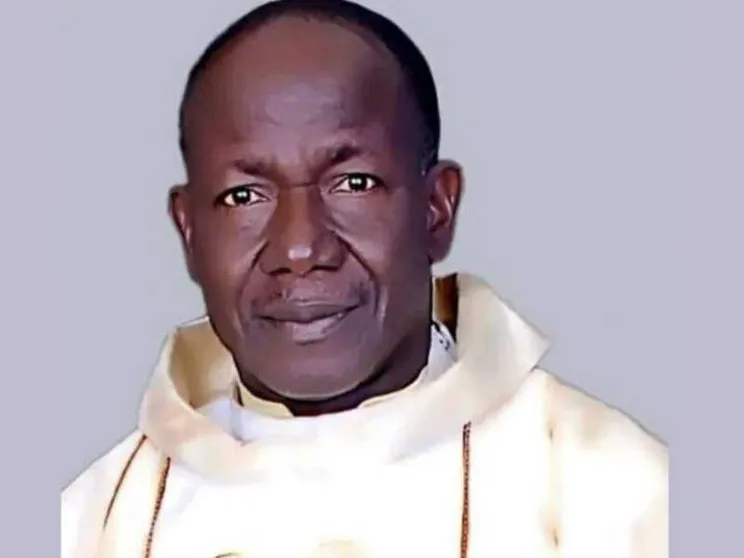 Nigeria, un prete cattolico ucciso e uno ferito