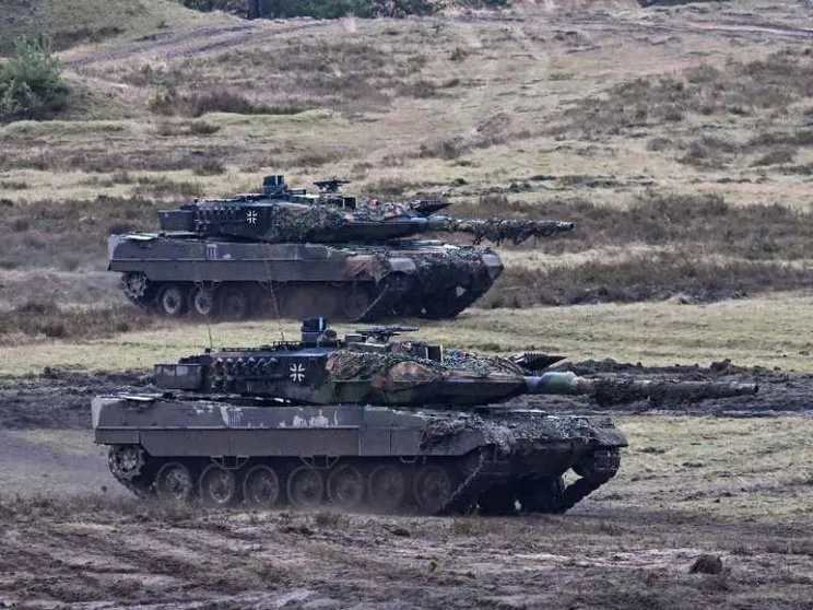 Carri armati Leopard scarsi e carenti, grande operazione commerciale tedesca