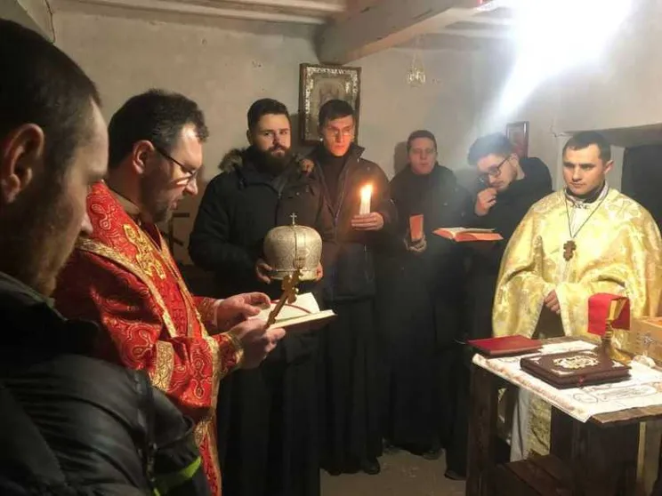 Il vescovo Ryabukha: dolore senza limiti, ma la speranza vive