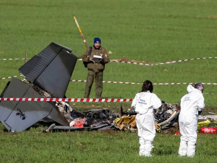 Scontro tra due aerei militari durante un'esercitazione, morti i due piloti