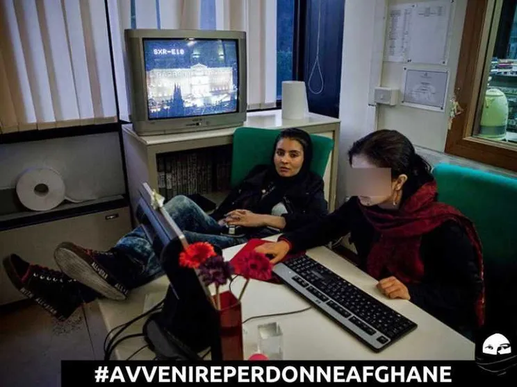 La giornalista Oranous, fuggita senza neonata e travolta dal dolore