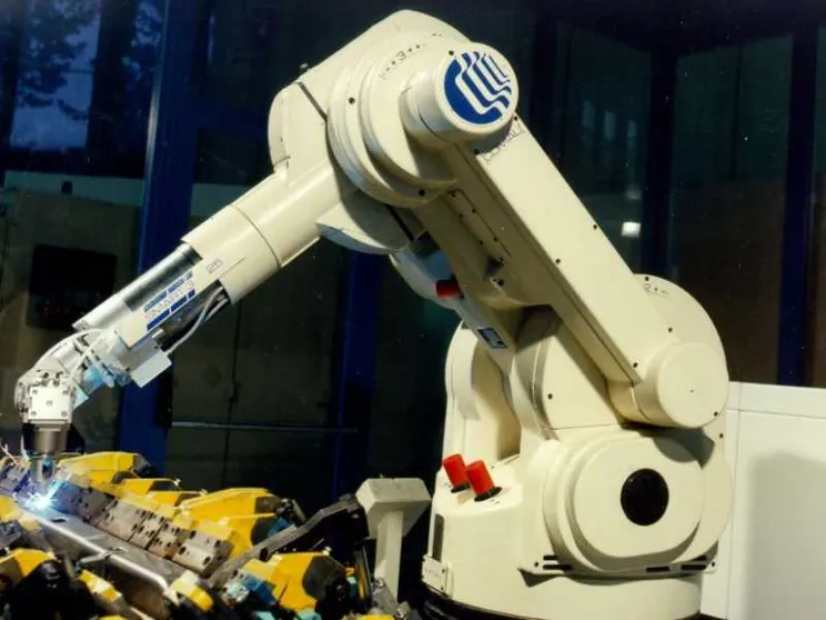 La macchina può sostituire l'uomo ma non esiste un'etica artificiale