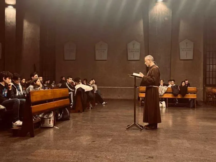 Fra Roberto Pasolini: condividiamo le nostre fragilità, ritroveremo Dio