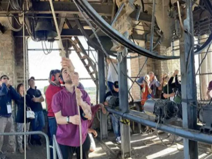 A Imola la carica dei 400 campanari