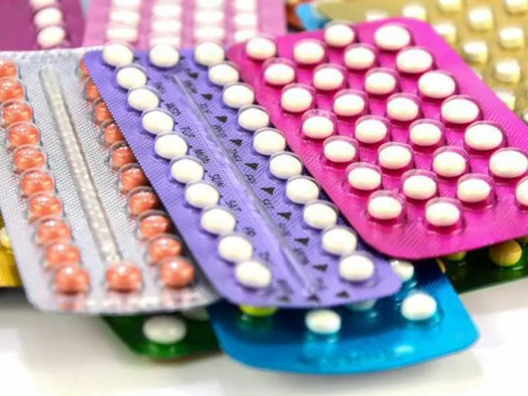 «Pillole per tutte? Meglio informarle sulle opzioni per la fertilità»
