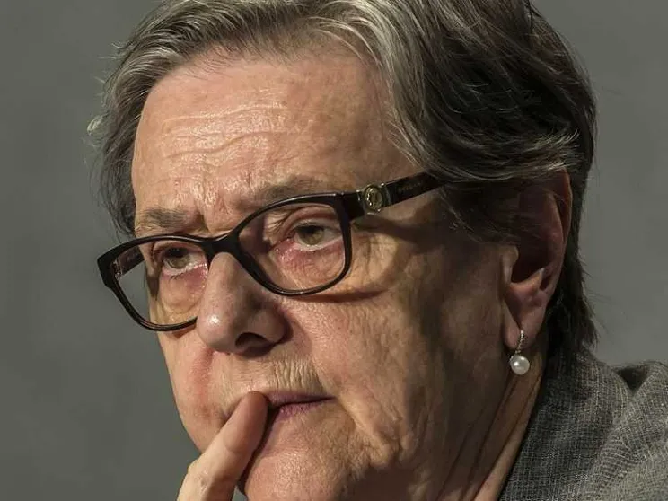 Voto a donne e laici nel Sinodo dei vescovi: rivoluzione no, però...
