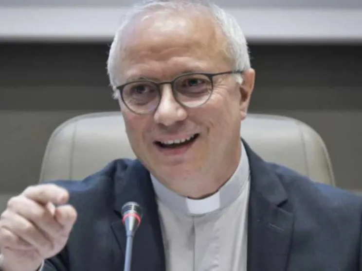 Baturi: comunione e agorà