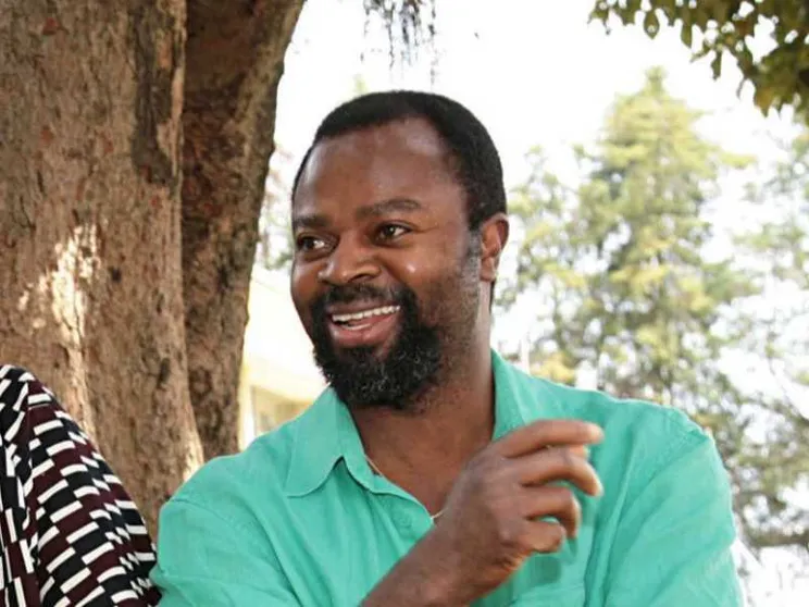 Ben Okri: «Migranti, il sogno del ritorno è diventato incubo»