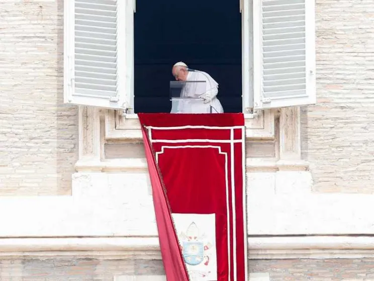 Il Papa: Dio è amore, teniamo la porta sempre aperta per accogliere tutti