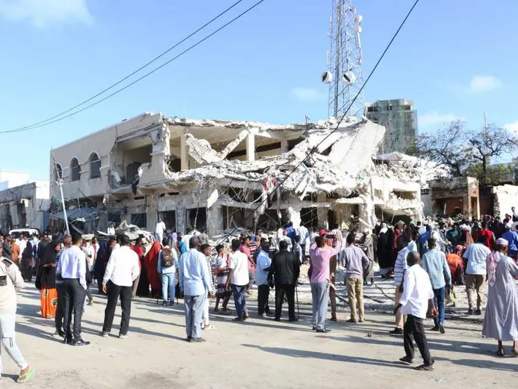 Esplosioni a sud di Mogadiscio: due bimbi tra i 22 morti