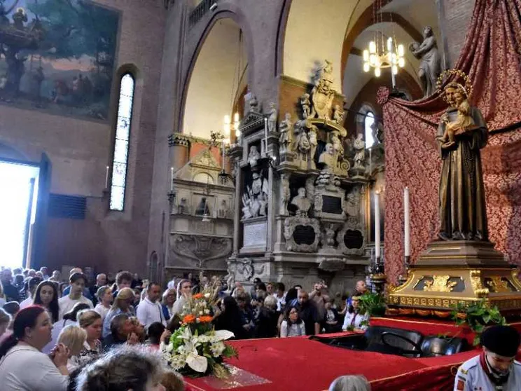 A Padova il grande pellegrinaggio, «Sant'Antonio, accoglie e ascolta»