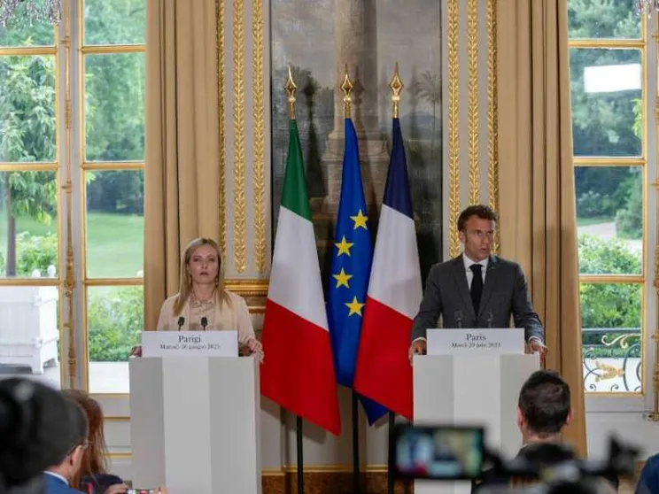Meloni a Parigi, con Macron condivisione su Mediterraneo e politiche Ue