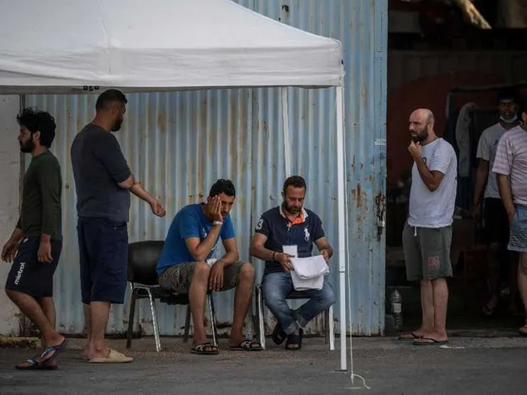 I racconti dei sopravvissuti: «La polizia greca ci ha tolto le prove»