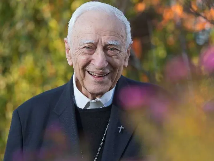 L’ultimo abbraccio a Luigi Bettazzi dalla «sua» Ivrea