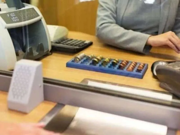 Sempre meno gli sportelli bancari: 3.200 Comuni ne sono privi