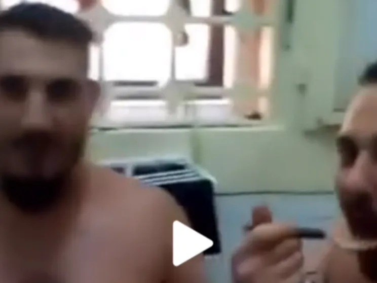 Quei detenuti di Poggioreale e i video sui social: goliardata o avvertimento?