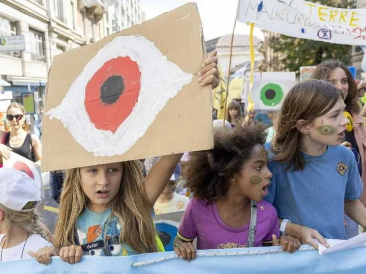 Esperti Onu: «I bambini possono fare causa alle nazioni sul clima»