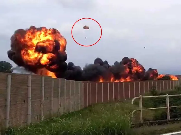 Freccia Tricolore si schianta contro un'auto. Morta una bimba